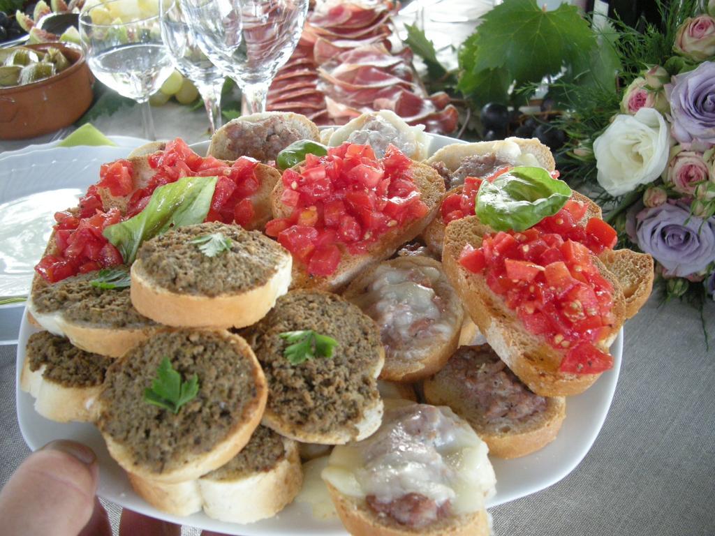Agriturismo Santa Maria 皮恩扎 外观 照片