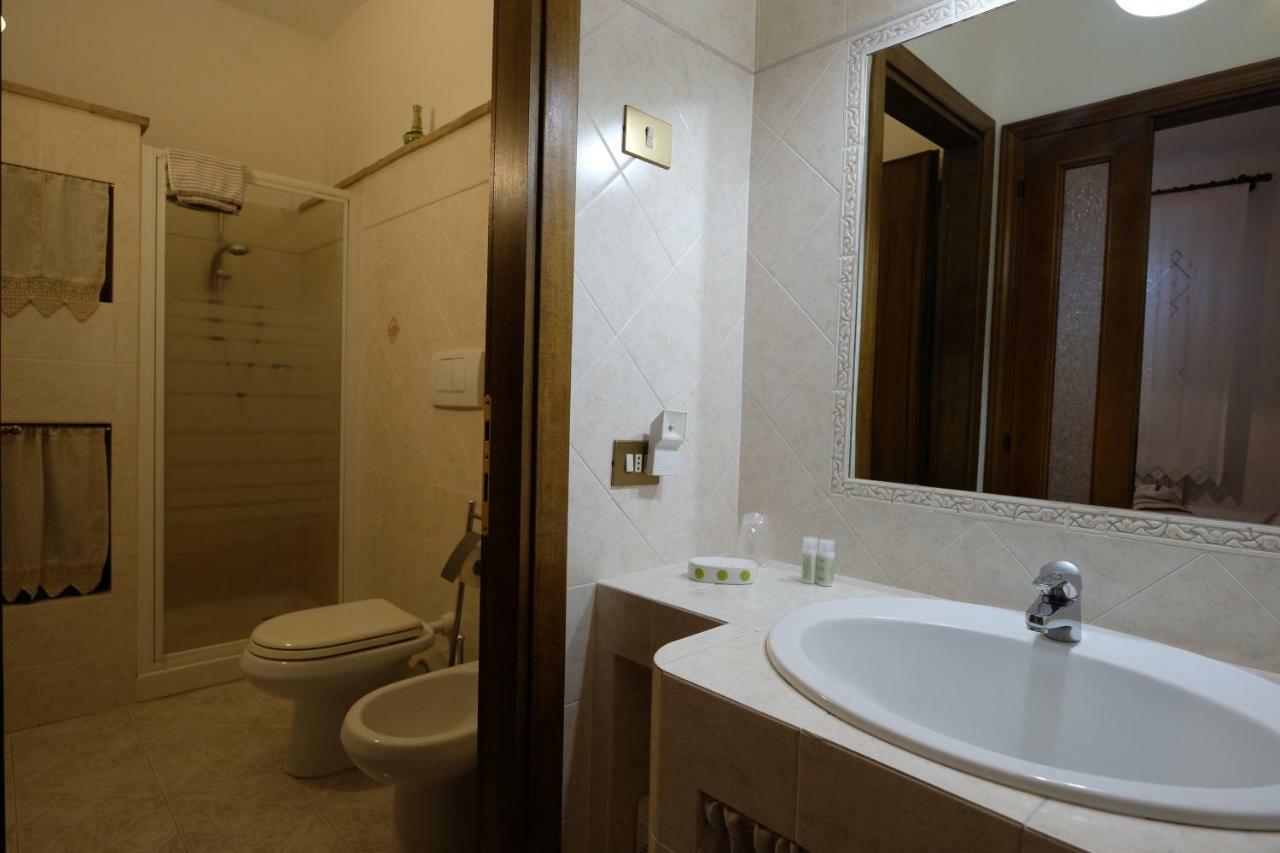 Agriturismo Santa Maria 皮恩扎 外观 照片